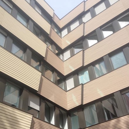 Rénovation énergétique de la CNAV à Tours : architectes Boille et Associés